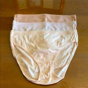 Jockey Women's Neutral Cotton Briefs - 3 Pack. Brand new!!!
